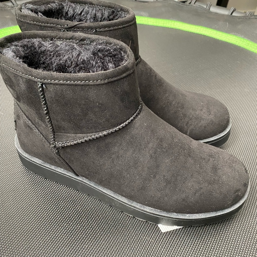 Makati Booties
